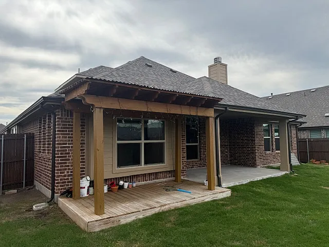 1009 Tree Shadow Ln — Photo 6