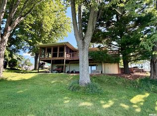 1026 Lakeview Rd N, Dahinda, IL 61428