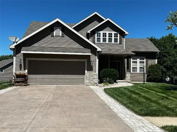 4209 Bennington Dr, Saint Joseph, MO 64506