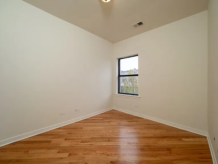 1514 W Howard St #3W — Photo 7