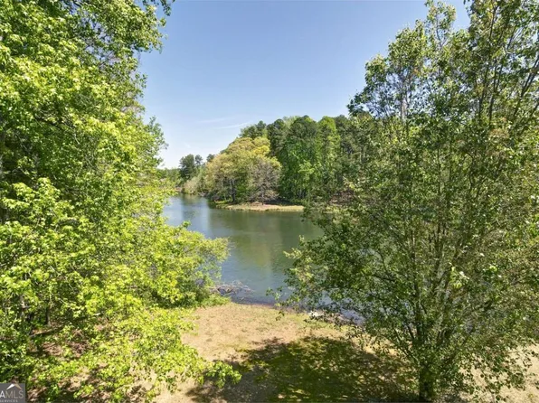 503 Lakeview Ct, Woodstock, GA 30188