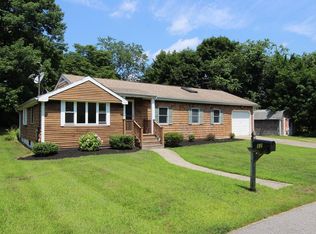 32 Arthur St, Seekonk, MA 02771