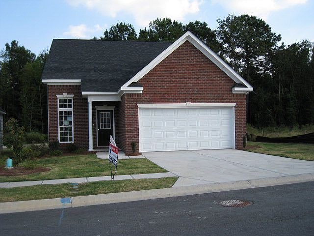1st image of 2946 Aylesbury Drive