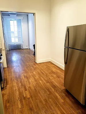 Rented by Building Equity Real Estate LLC | media 33