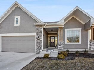 20911 W 190th Ter, Spring Hill, KS 66083