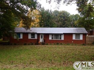 223 Downer Dr, Clarksville, TN 37042