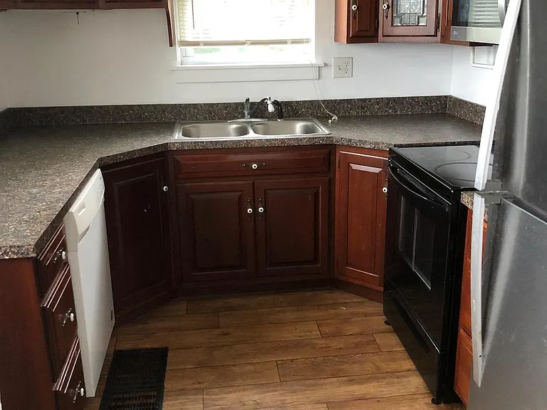 1575 Hunsecker Rd — Photo 12
