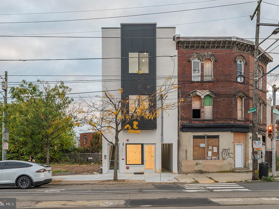 1st image of 4432 Lancaster Ave #1