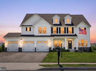 14 Winifred Dr, Hanover, PA 17331