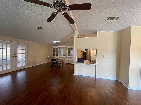 3rd image of 11669 Jureane Dr