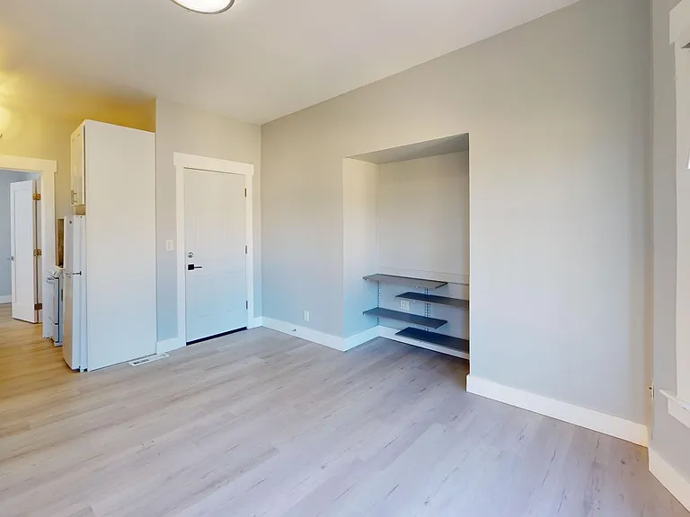 East Union Apartments | Updated Homes Steps from Pike/Pine — Photo 17