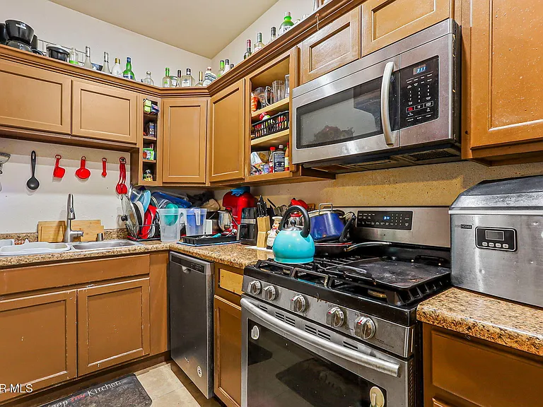 209 N Seville Dr — Photo 14