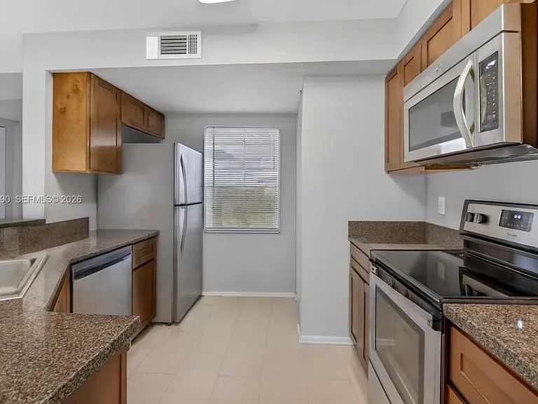 9999 Summerbreeze Dr #401 — Photo 3