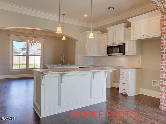 3rd image of 204 San Domingo Dr
