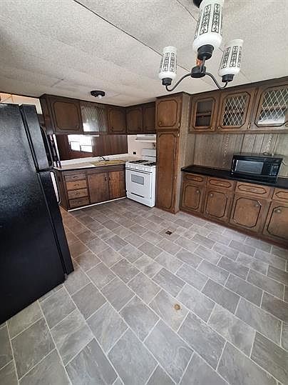 1st image of 620 E Clark St Lot 4