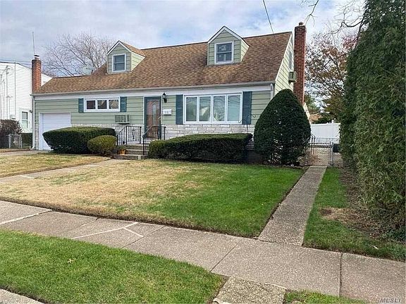 2nd image of 50 Dorothy Dr
