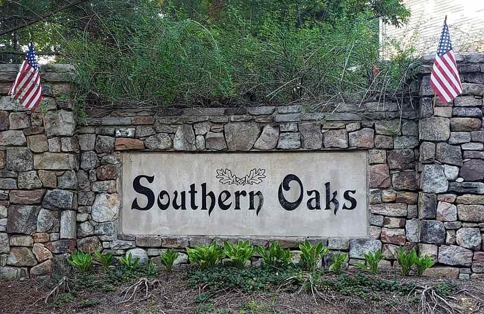 1st image of 35-36 37 Southern Oaks Dr