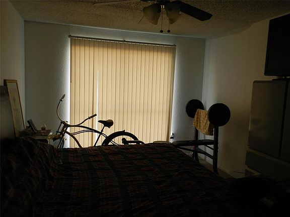 5th image of 1500 Bay Area Blvd APT V421
