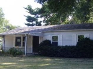 1411 Scottsdale Dr, Champaign, IL