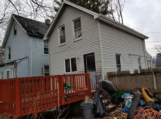 306 Chestnut Pl, Piscataway, NJ 08854