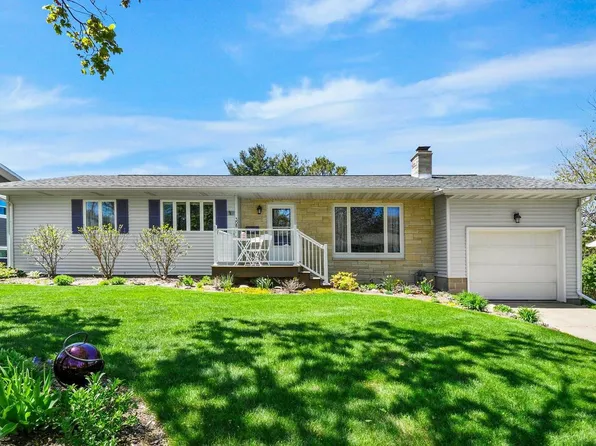 308 Maple Drive, Mount Horeb, WI 53572