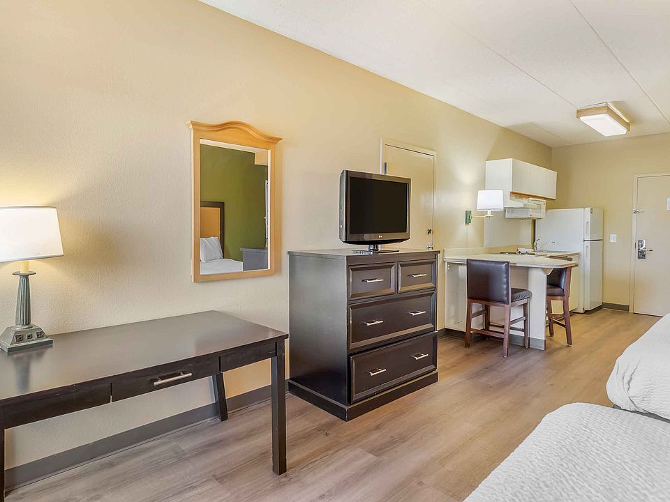 Studio Suite - 2 Queen Beds