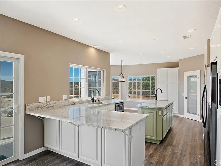 35700 Trabuco Dr — Photo 11