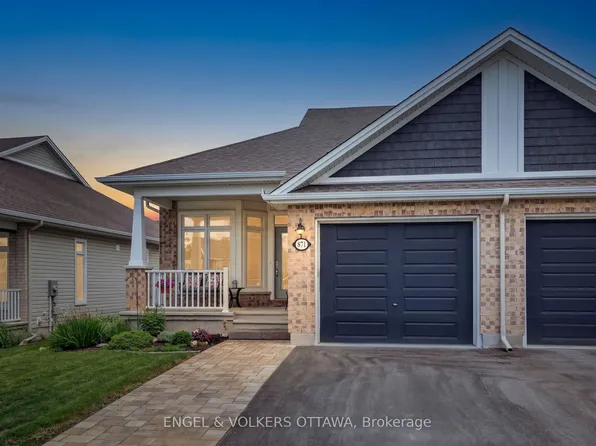871 Tewin Cir, Ottawa, ON K4A 1K1