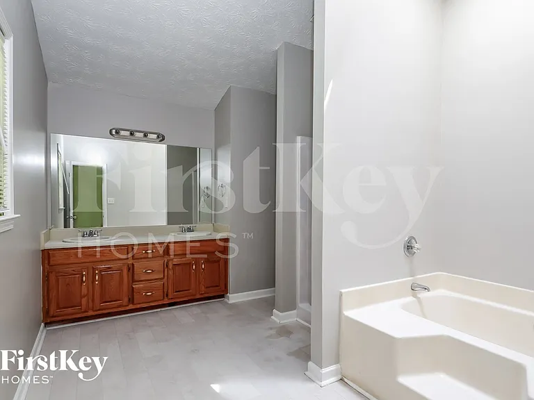 960 Old Spring Way — Photo 6