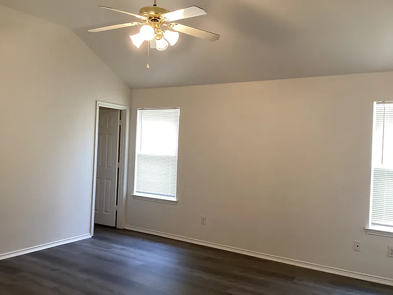 11900 Porcupine Dr — Photo 10