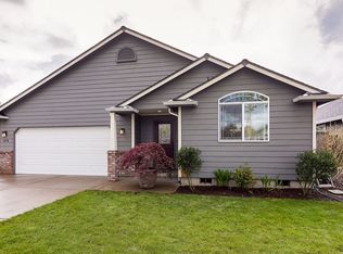 618 62nd St, Springfield, OR 97478