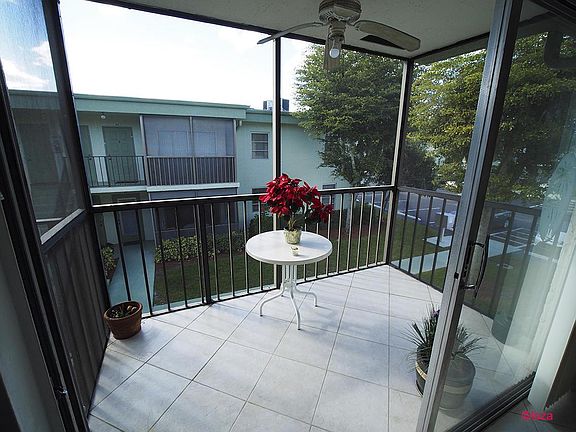 4th image of 7511 S Oriole Blvd APT 203