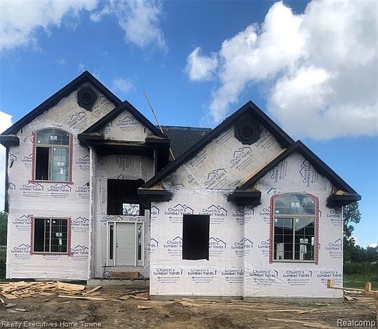 1st image of 54822 Deadwood Ln