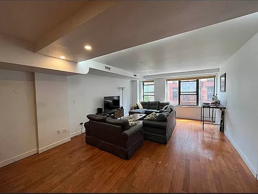 Rented by J Misrahi Realty Corp | media 17