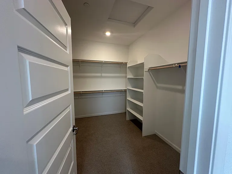 1667 Pena Ln — Photo 29