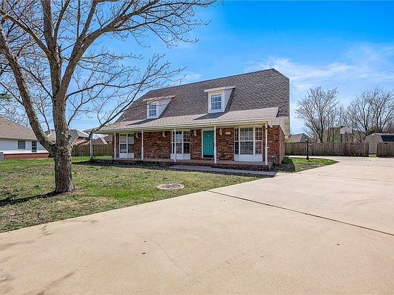 2nd image of 4415 W Bell Flower Dr