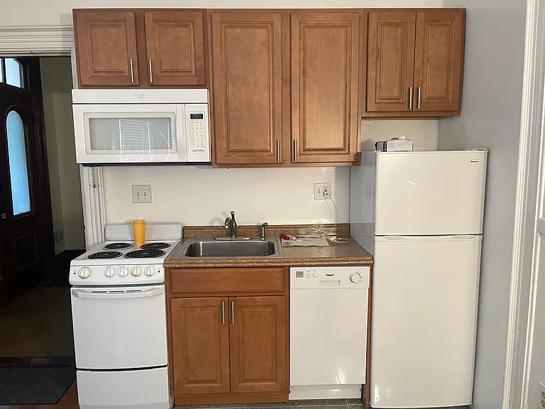 219 Washington St #1 — Photo 18
