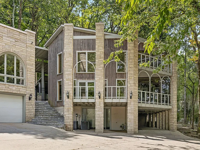 5729 Stoneway Trl — Photo 4