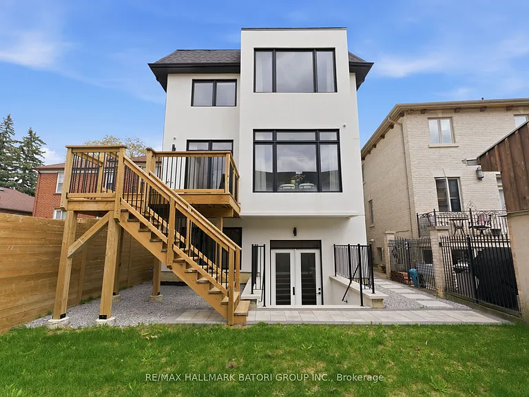 68 Lynnhaven Rd — Photo 48