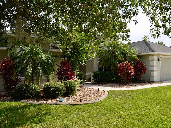 3rd image of 1706 Destino Ct