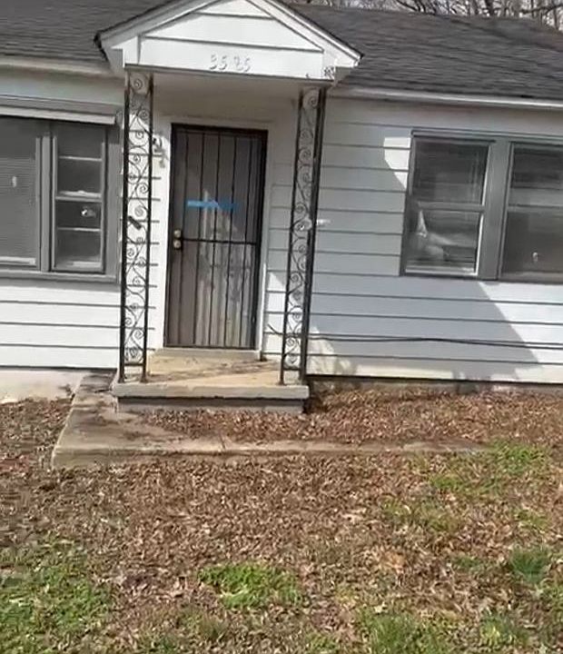2nd image of 3585 Winston Dr