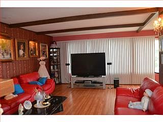 3rd image of 27 Nelson Ct