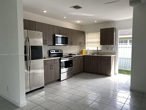 3435 SW 62nd Way #B Photo 1 3435 SW 62nd Way #B Photo 1
