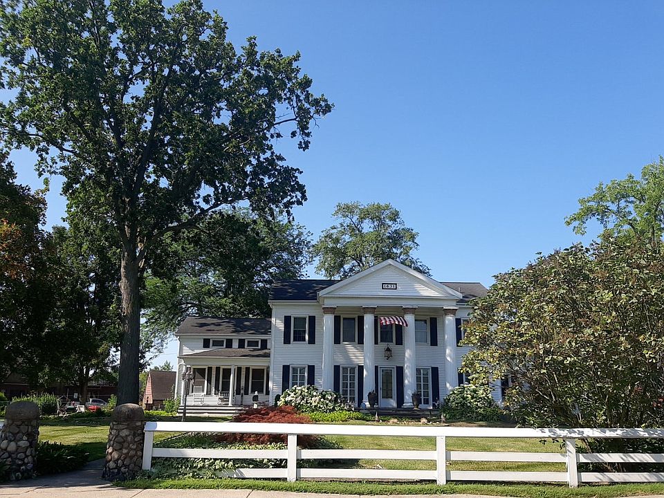 1631 Brockway St, Saginaw, MI 48602 Zillow