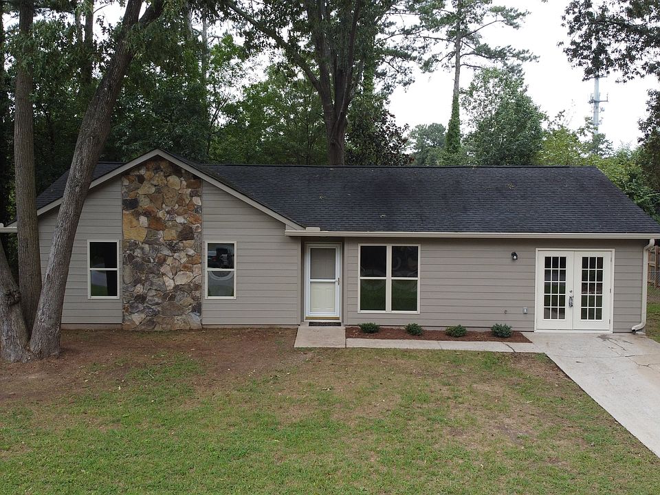 1st image of 1005 Sweetwater Cir