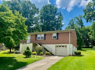 207 Carrollton Rd, Danville, VA 24540