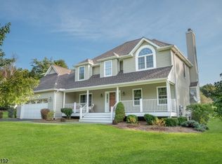 12 Hollyhock Way, Newton, NJ 07860