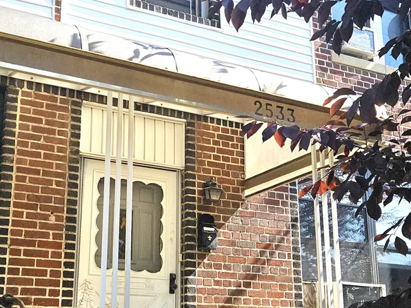 2533 East 26th Street image 1 of 6