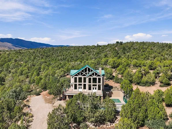2059 E 1900 S, New Harmony, UT 84757