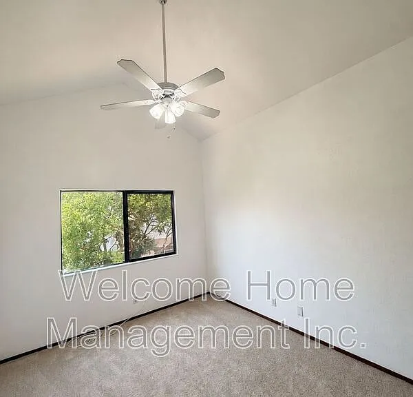 34769 Comstock Cmn — Photo 19